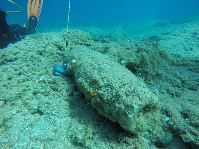 Εντυπωσιακές εικόνες από εξουδετέρωση βόμβας του Β’ΠΠ στην Κρήτη (βίντεο)